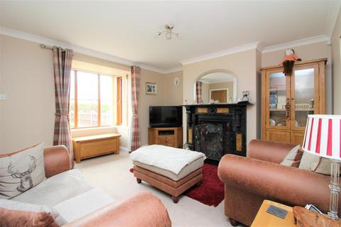 3 bedroom semi-detached house to rent, Grange Road, Penley, Wrexham