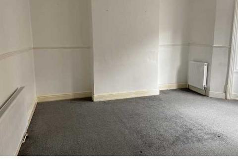 2 bedroom flat to rent, Wingrove Avenue, Newcastle upon Tyne, NE4 9AA