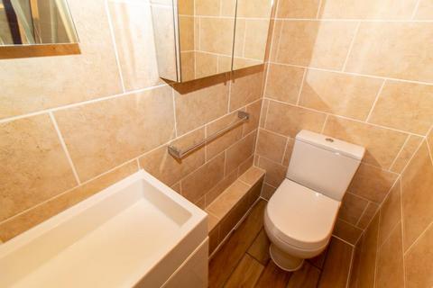 4 Raphael Drive, Shoeburyness, Southend-on-sea, SS3 9UW