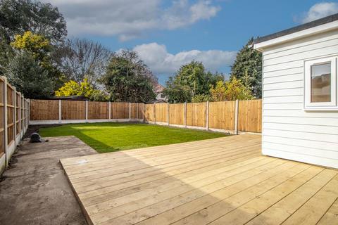 3 bedroom chalet for sale, Keith Way, Southend-on-Sea SS2