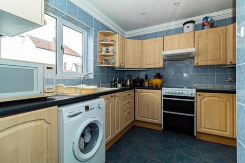 94 Byrne Drive, Southend-on-sea, SS2 6SA