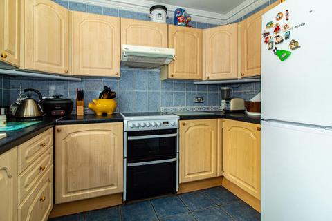 94 Byrne Drive, Southend-on-sea, SS2 6SA