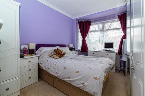 94 Byrne Drive, Southend-on-sea, SS2 6SA