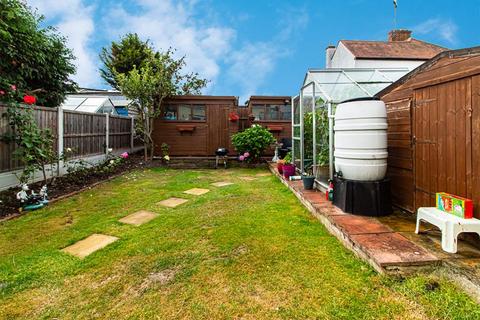 94 Byrne Drive, Southend-on-sea, SS2 6SA