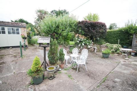 3 bedroom detached bungalow for sale, COBHAM ROAD, FETCHAM, KT22