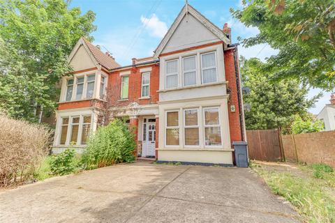 2a Argyll Road, Westcliff-on-sea, SS0 7HN