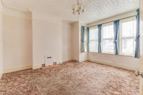 2a Argyll Road, Westcliff-on-sea, SS0 7HN