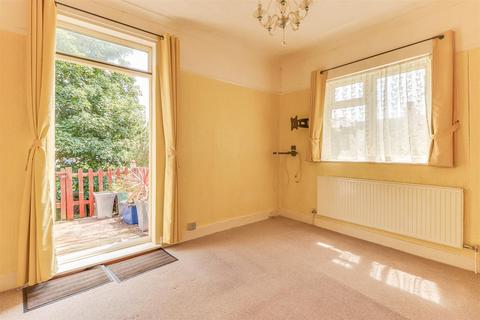 2a Argyll Road, Westcliff-on-sea, SS0 7HN