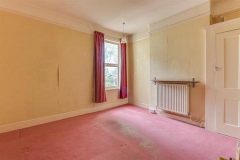 2a Argyll Road, Westcliff-on-sea, SS0 7HN