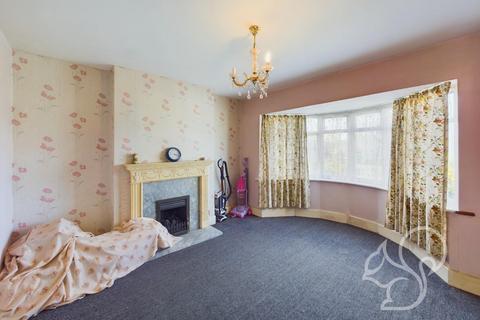 3 bedroom semi-detached house for sale, Littlebury Gardens, Colchester