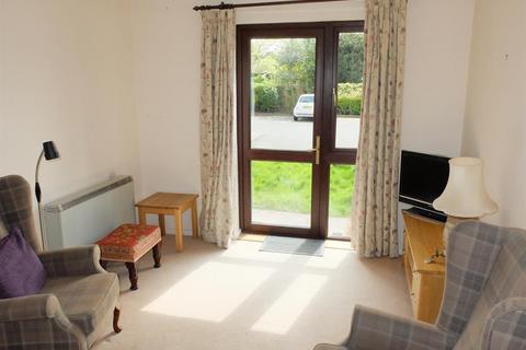 2 bedroom flat for sale, Born Court, New Street, Ledbury, Herefordshire, HR8 2DX