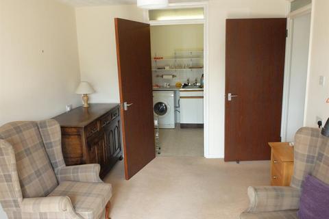2 bedroom flat for sale, Born Court, New Street, Ledbury, Herefordshire, HR8 2DX