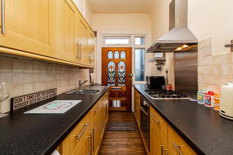 Flat 1, 3 Britannia Road, Westcliff-on-sea, SS0 8BS