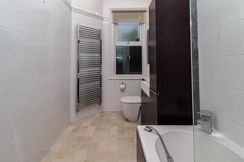 Flat 1, 3 Britannia Road, Westcliff-on-sea, SS0 8BS
