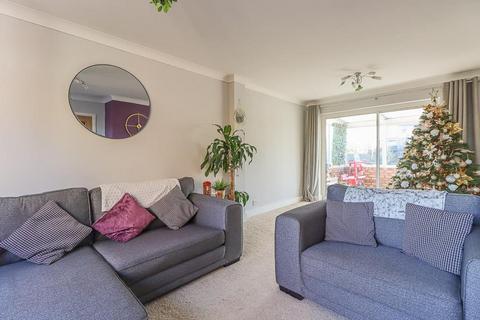 1 Birch Close, Canewdon, Rochford, SS4 3PE