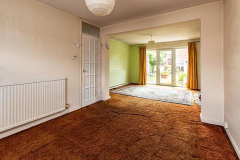 100 Raphael Drive, Shoeburyness, Southend-on-sea, SS3 9UX