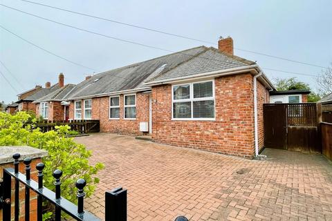 3 bedroom semi-detached bungalow for sale, Hawthorne Avenue, South Shields