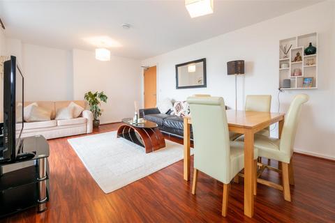 2 bedroom apartment to rent, City Gate II , Manchester