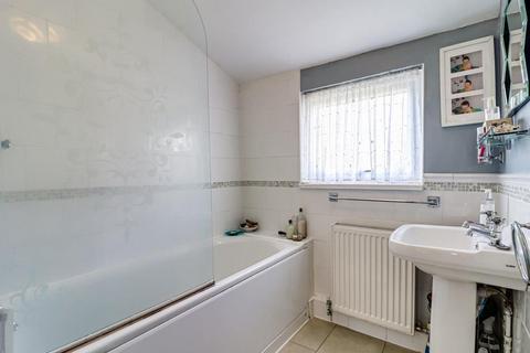 58 Hamlet Road, Southend-on-sea, SS1 1HH