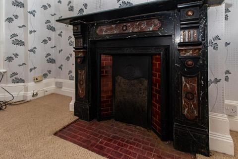 10 Boscombe Road, Southend-on-sea, SS2 5JD
