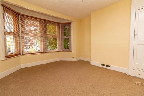 10 Boscombe Road, Southend-on-sea, SS2 5JD