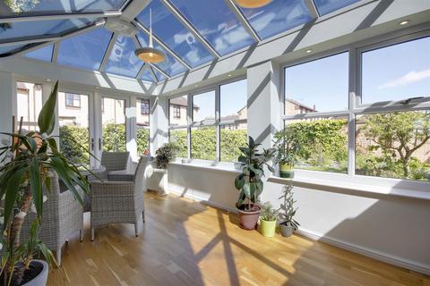 5 Augustus Drive, Brough, HU15 1DH