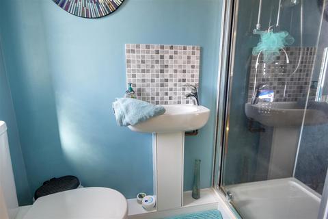 5 Augustus Drive, Brough, HU15 1DH