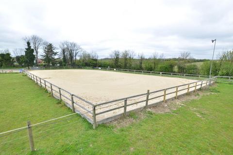 3 bedroom equestrian property for sale, Clement Street, Swanley BR8