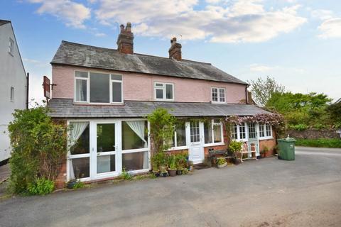 2 bedroom semi-detached house for sale, Hayes Bank Road, Malvern, Worcestershire