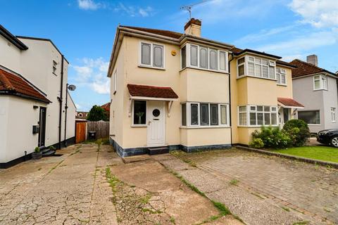 18 Brendon Way, Westcliff-on-sea, SS0 0JF