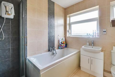 18 Brendon Way, Westcliff-on-sea, SS0 0JF