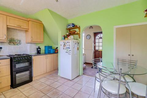 14 Browning Avenue, Southend-on-sea, SS2 5HF