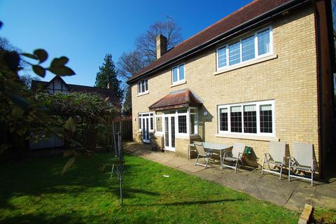 5 bedroom detached house to rent, Rufford Close, WATFORD, WD17