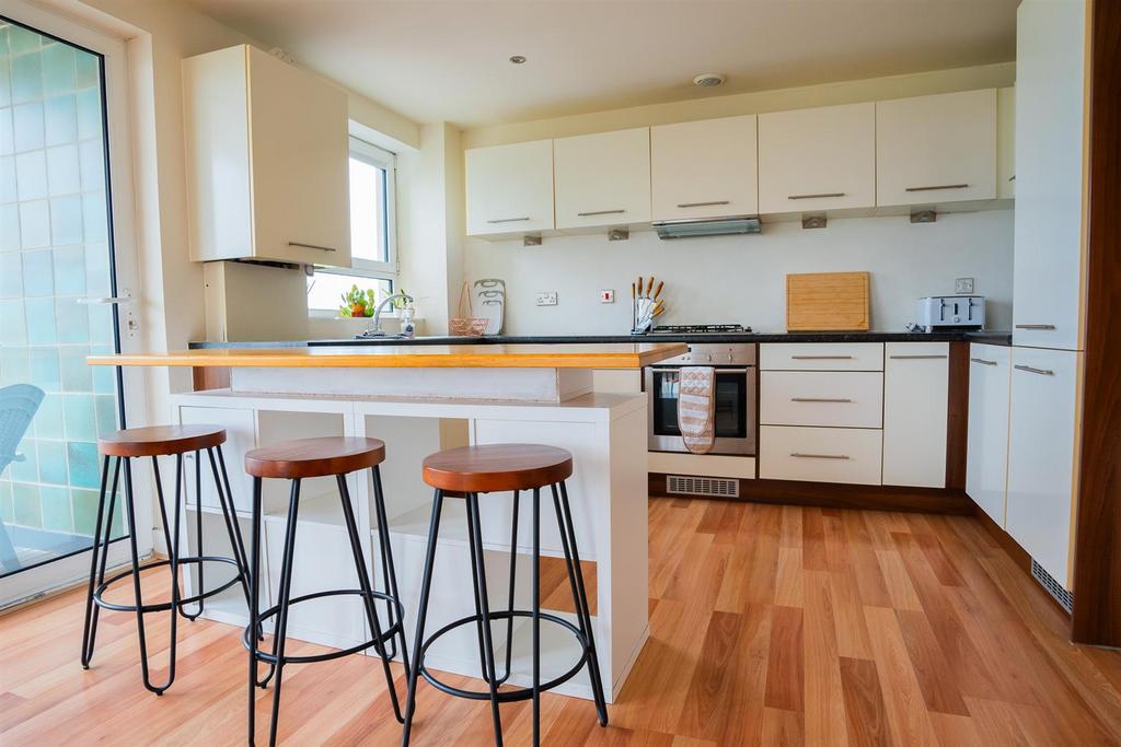 Breakfast bar
