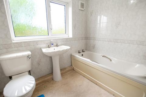 3 bedroom terraced house for sale, Moule Close, Newton Aycliffe