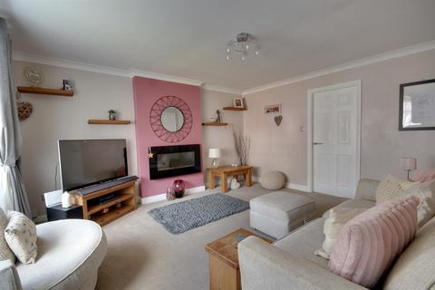 3 bedroom detached house for sale, Berkshire Close, BEVERLEY