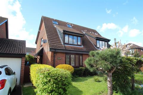 4 bedroom semi-detached house for sale, Ferrers Drive, Grange Park, Swindon