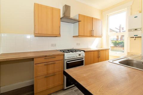 21a Honiton Road, Southend-on-sea, SS1 2RT