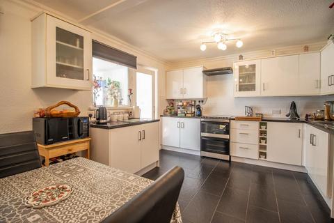 43 Exeter Close, Shoeburyness, Southend-on-sea, SS3 9YY