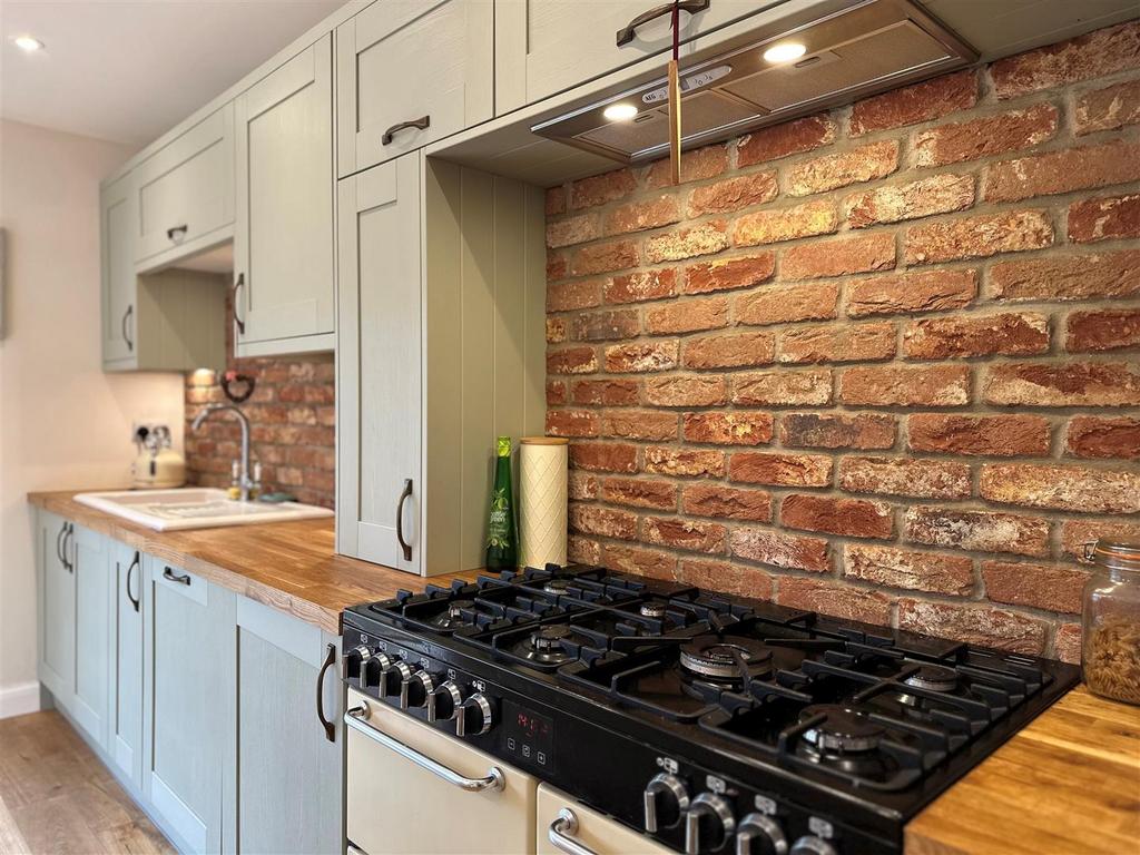 Kitchen lifestyle shot.jpg
