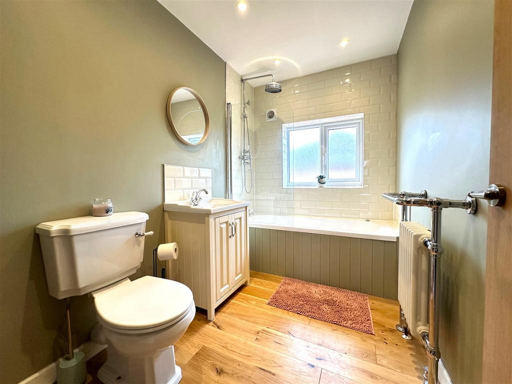 Bath.jpg