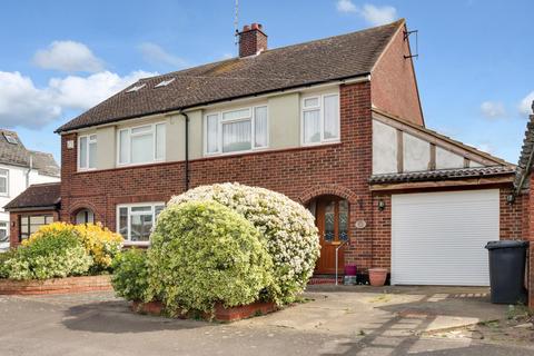 3 bedroom semi-detached house for sale, Alexandra Road, Great Wakering SS3