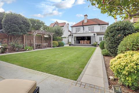 4 bedroom detached house for sale, Burges Road, Thorpe Bay SS1