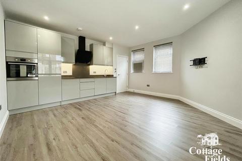 1 bedroom flat to rent, Lancaster Road, Enfield