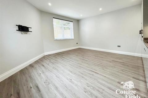 1 bedroom flat to rent, Lancaster Road, Enfield