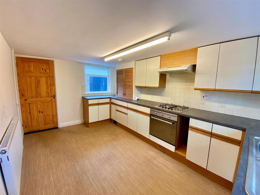 2 moor lane kitchen.jpg