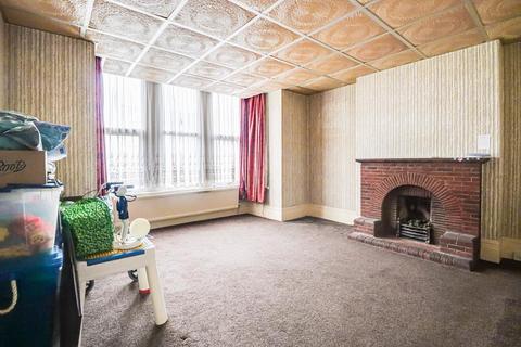 15 Ceylon Road, Westcliff-on-sea, SS0 7HS