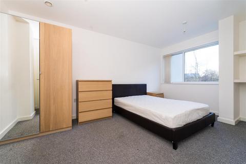 2 bedroom apartment to rent, Hudson Court, Salford Quays