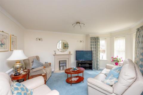 3 bedroom apartment for sale, Folkwood Grove, Bents Green, Sheffield
