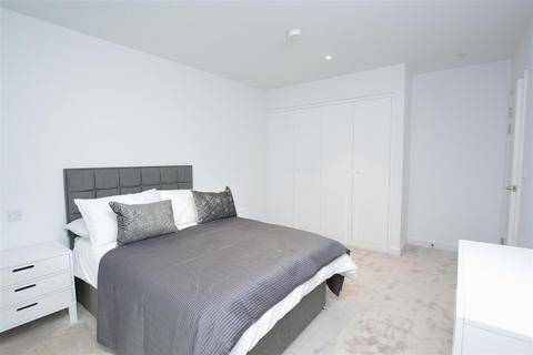1 bedroom apartment to rent, Laker House, Royal Docks, E16